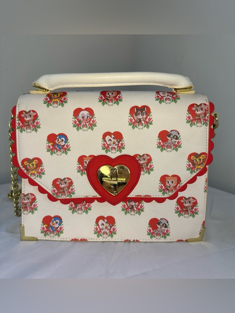 Funko Villainous Valentine Top Handle Purse w. Gold Chain Strap